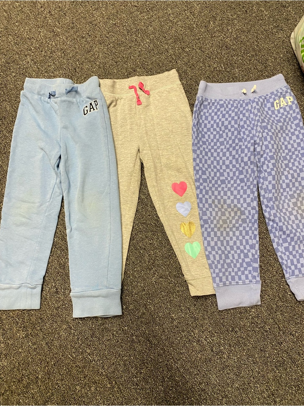 GAP Girls Jogger and Crewcut Hearts - play pants size 5